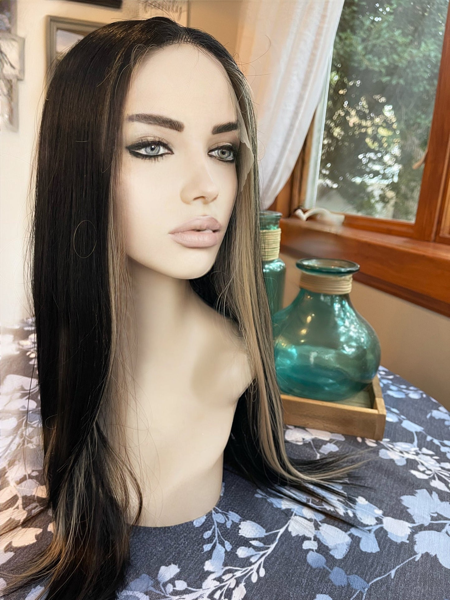 Heartbeat Blonde Wig Soft Money Piece Pale Blonde and Black Wig Long Straight Layers Rooted Wig Lace Frontal Wig Hand Tied Anime Cosplay
