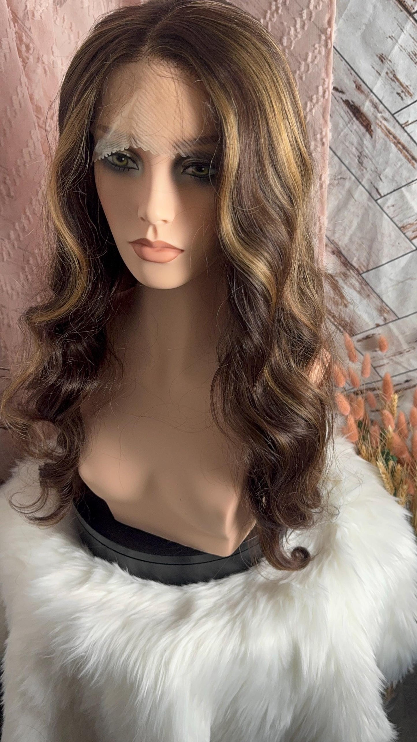 Vienna Lace Front Body Wave Soft Highlight Medium Chocolate Brown Honey Blonde Wig Big Body Wig Model Vibes Extra Long