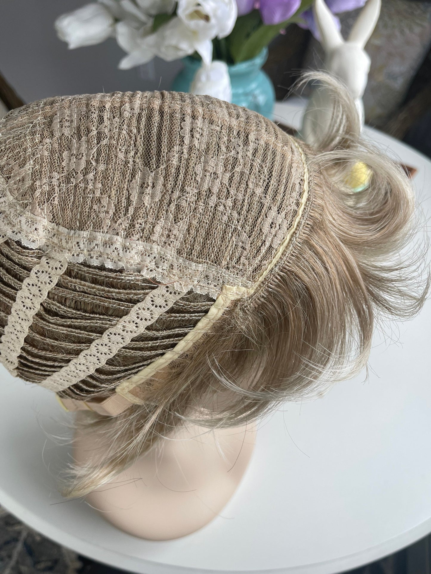 Asha Short Wig Chic Wig Lots of Layers Medical Wig Fashion Wig Light Wig Highlighted Blonde Wig Chemotherapy Alopecia Pixie Cut Vibes