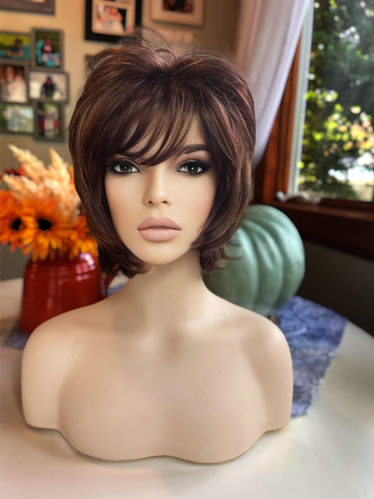 Brandt Short Wig Chic Wig Lots of Layers Medical Wig Fashion Wig Wig Highlighted Brown Auburn Chemotherapy Alopecia Lisa Rinna Vibes
