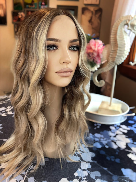 Sheenah Money Piece Texturized Blonde Wig Highlighted Lowlights Lace Front Wig