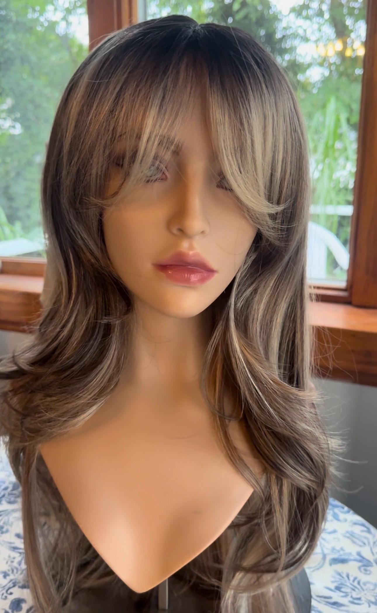 Soft Rock Beautiful Bangs Wig Long Brown Chunky Highlight Wig HD Fiber Realistic Parting Wig Glueless Easy To Wear Beginner Friendly Wig