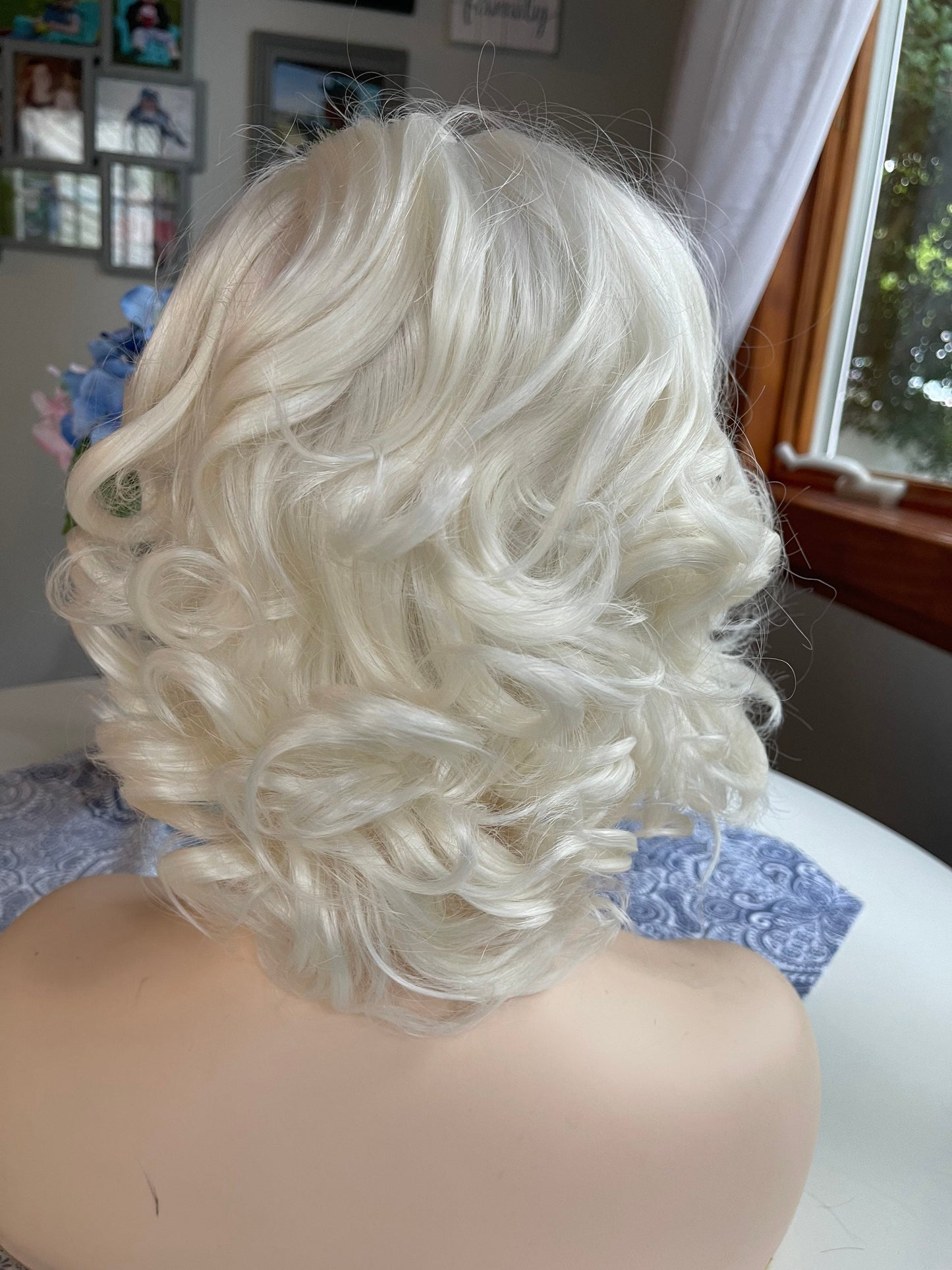 Sabrina Curly White Bob Lace Frontal Wig Fashion Wig Light Wig Short Wig Drag Lace Front Wig